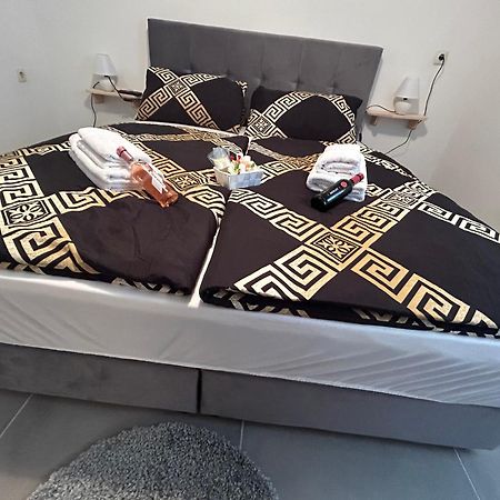Apartmani ดรามัลย์ ภายนอก รูปภาพ
