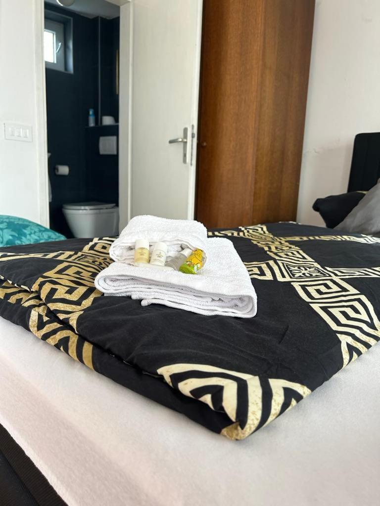 Apartmani ดรามัลย์ ภายนอก รูปภาพ