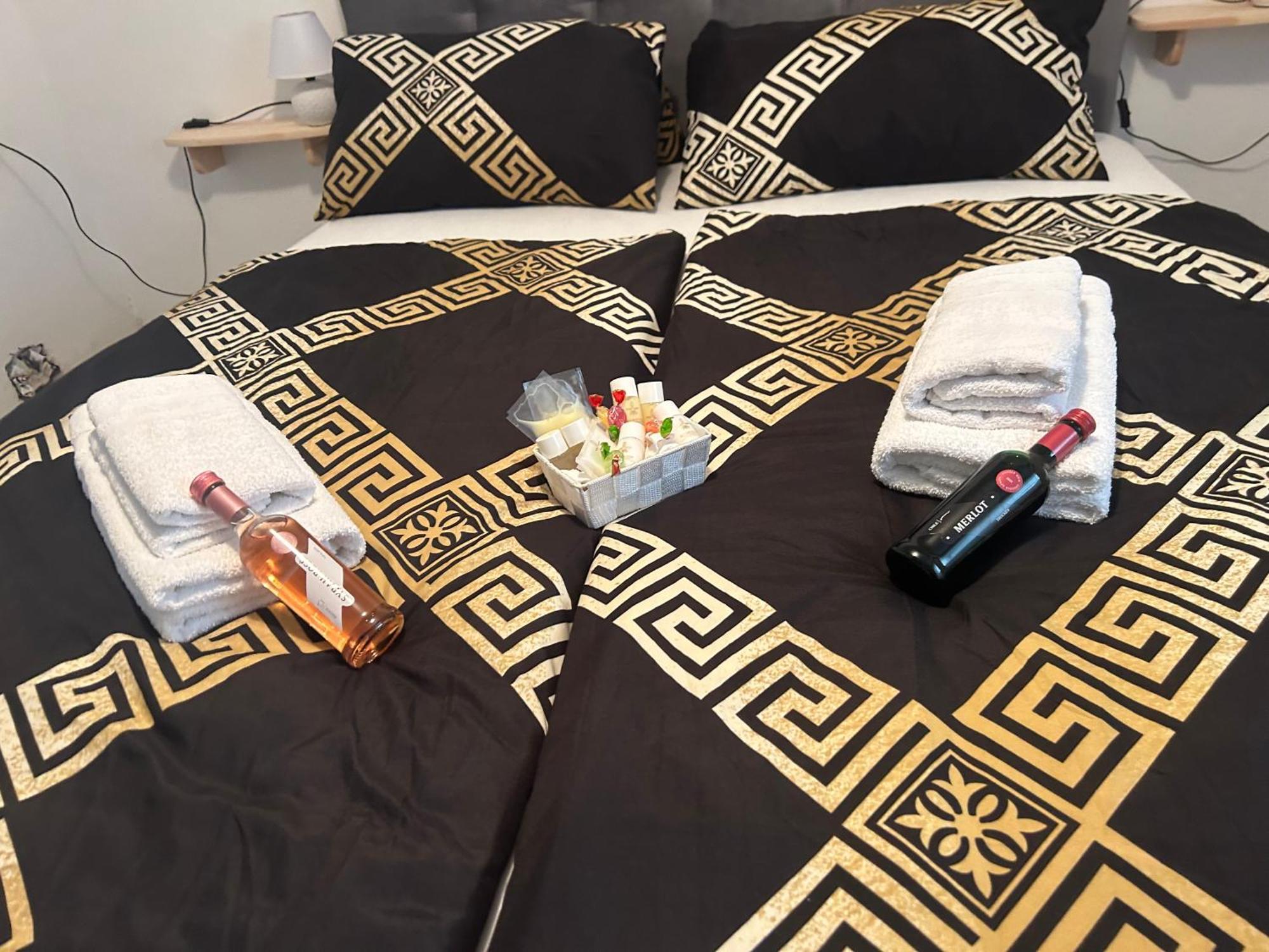 Apartmani ดรามัลย์ ภายนอก รูปภาพ