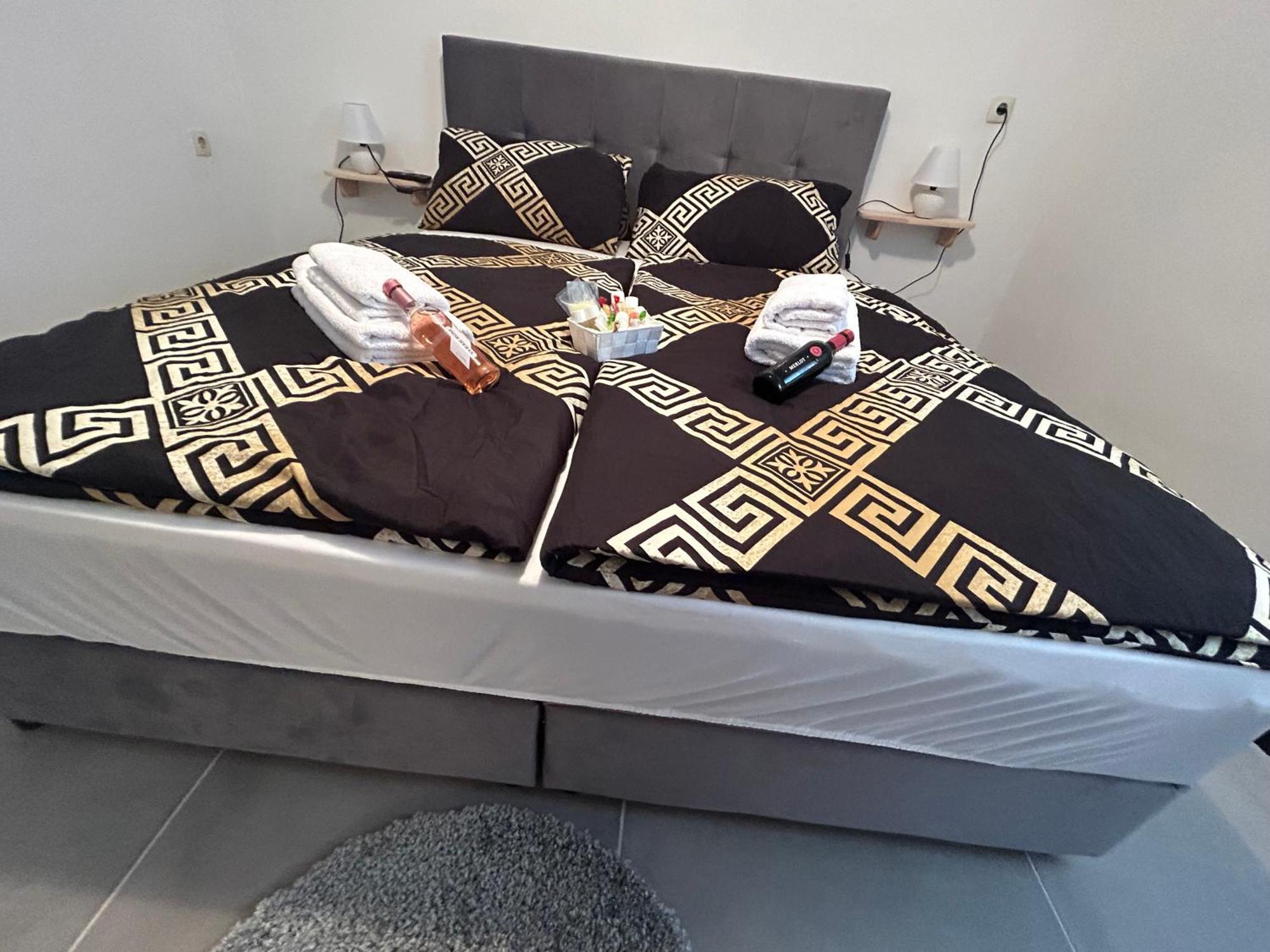Apartmani ดรามัลย์ ภายนอก รูปภาพ